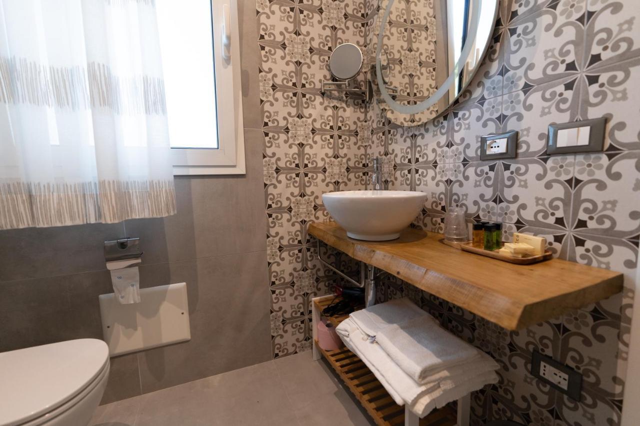 B&B Il Granaio Celeste Porto Viro Buitenkant foto