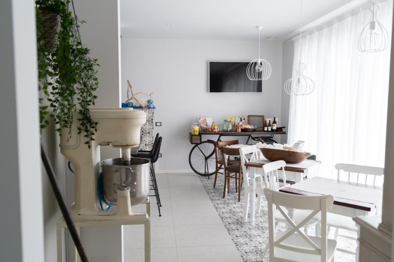 B&B Il Granaio Celeste Porto Viro Buitenkant foto